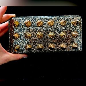 🤩 NWOT SPIKED STUDDED SPARKLY GOLD WALLET